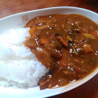 ★ほうれん草としいたけのチキントマトカレー★